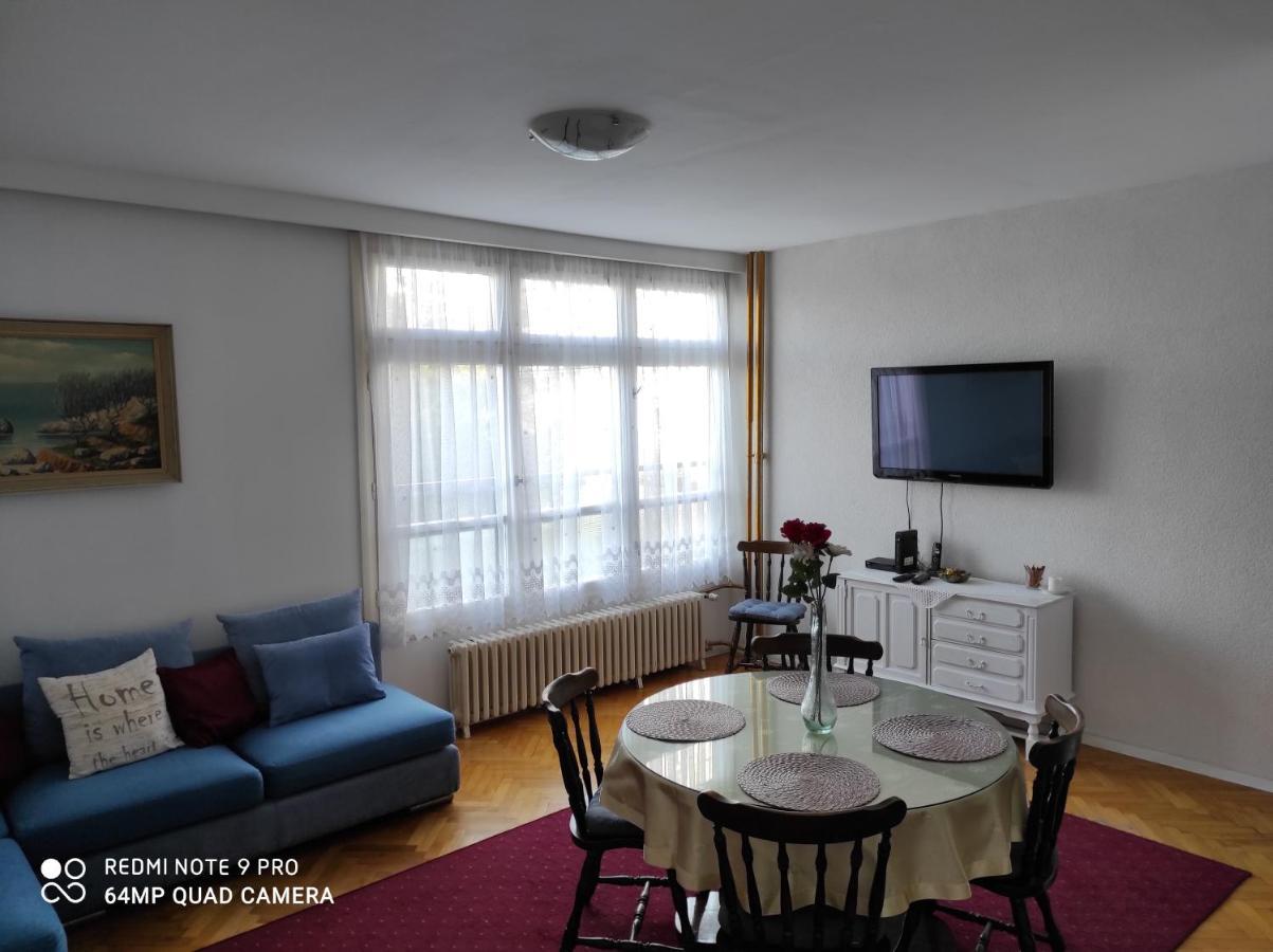 Apartment Iris Split Luaran gambar